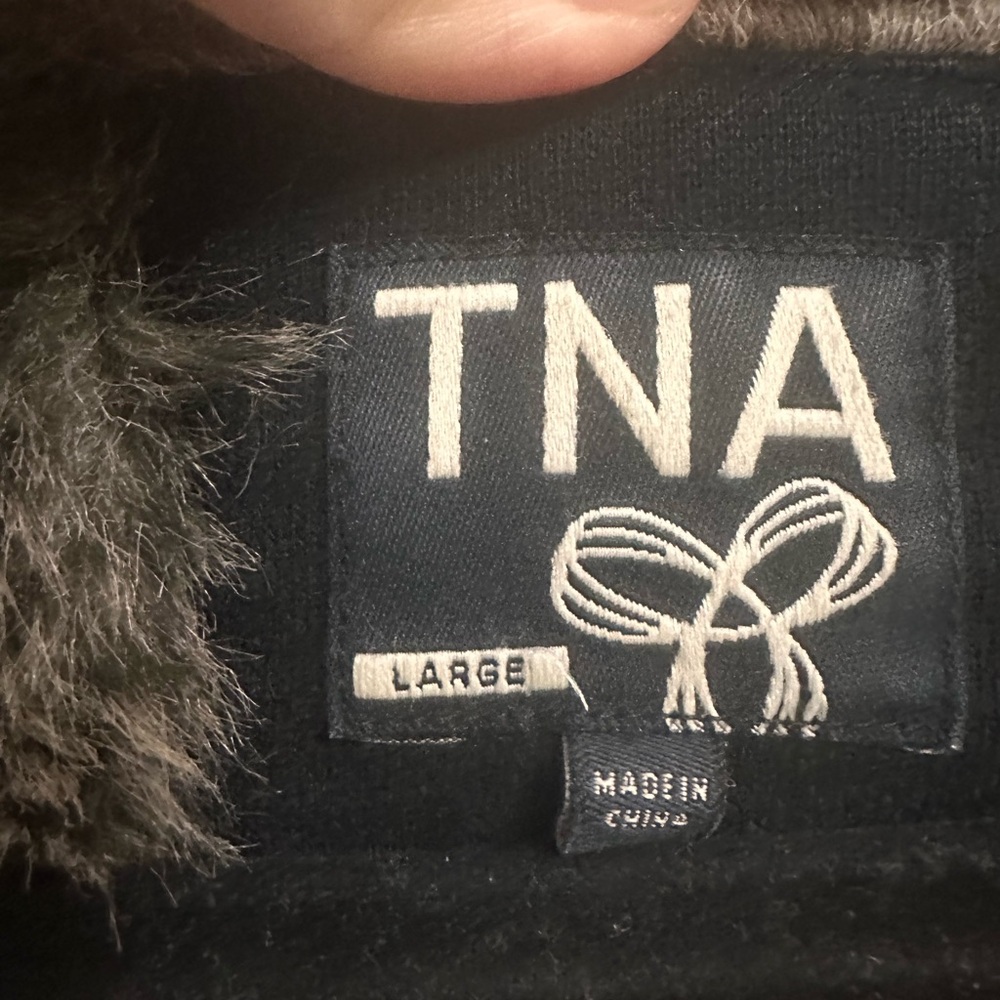 Womens ARITZIA TNA Hoodie with Faux Fur SZ L Black Full Zipper & Pockets. - Picture 7 of 13